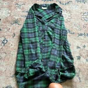 Long sleeve women’s flannel